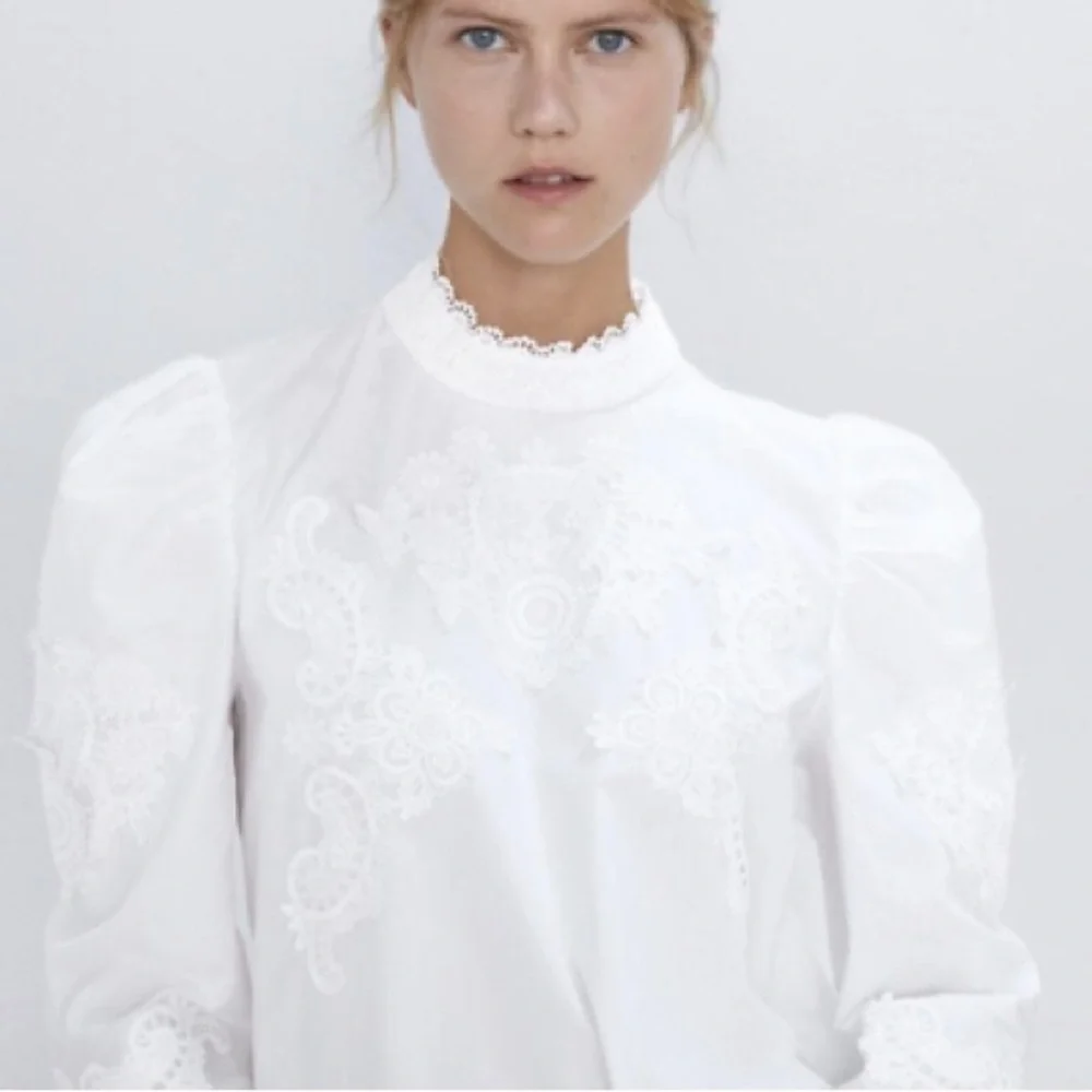 Zara white High neck long-sleeve Lace Puff Sleeve Victorian Blouse Large